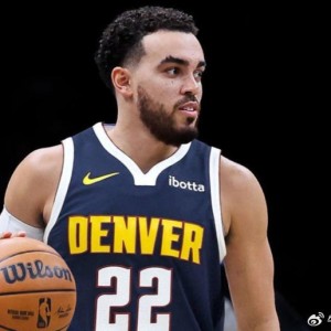 星空体育app官方下载-正式签约，琼斯联手约基奇，西部格局引巨变，掘金恐成最大受益者|季后赛|尼古拉-约基奇|泰厄斯-琼斯|泰厄斯·琼斯|丹佛掘金队_新浪体育_新浪新闻